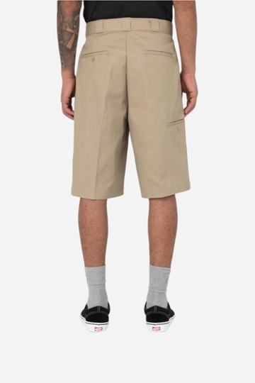 Dickies 13 In Multi Pocket Shorts - Khaki